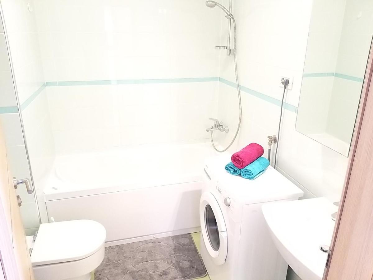 3 Bedroom Apartment With Terrace And Free Parking Split Extérieur photo