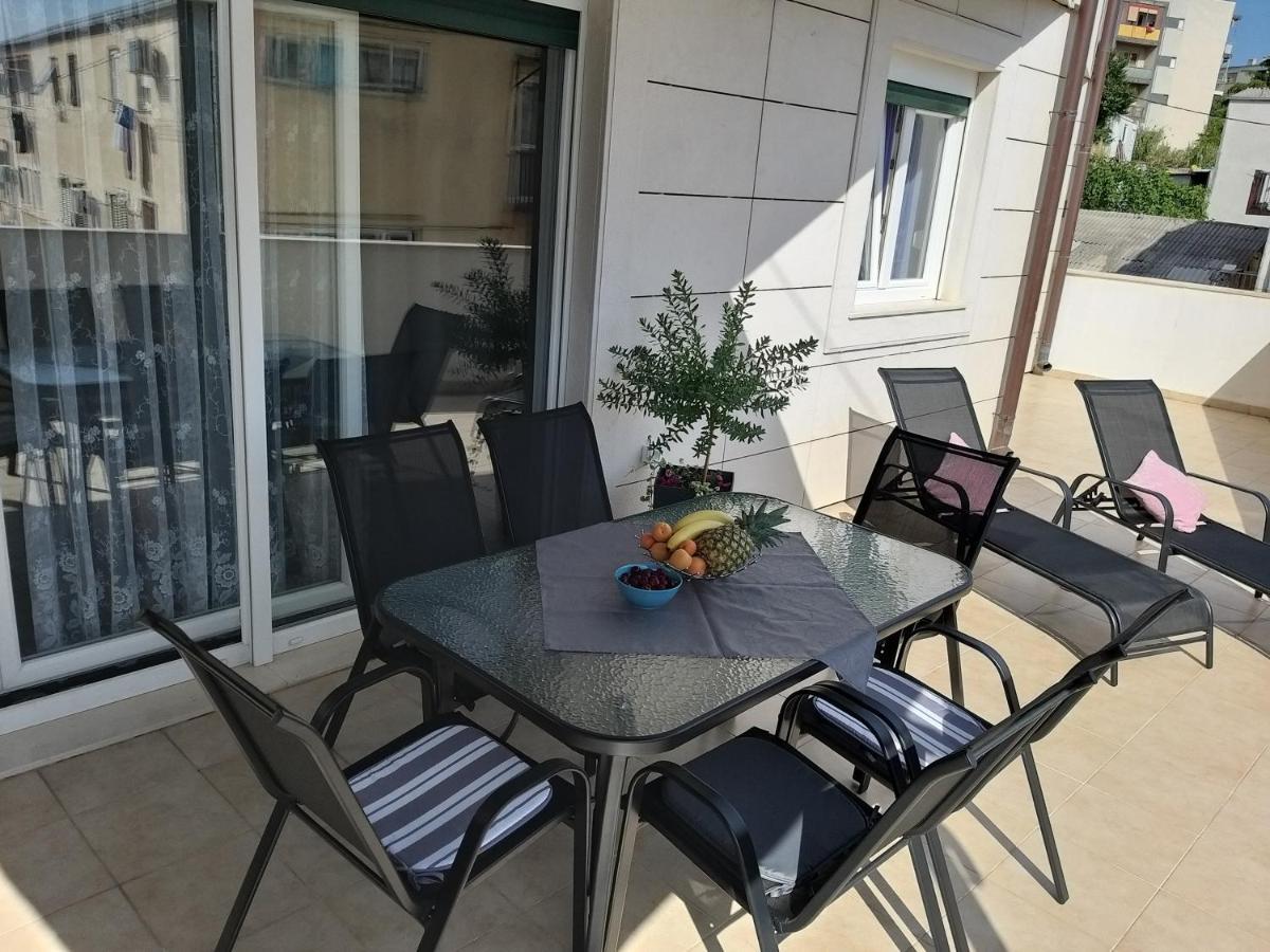 3 Bedroom Apartment With Terrace And Free Parking Split Extérieur photo